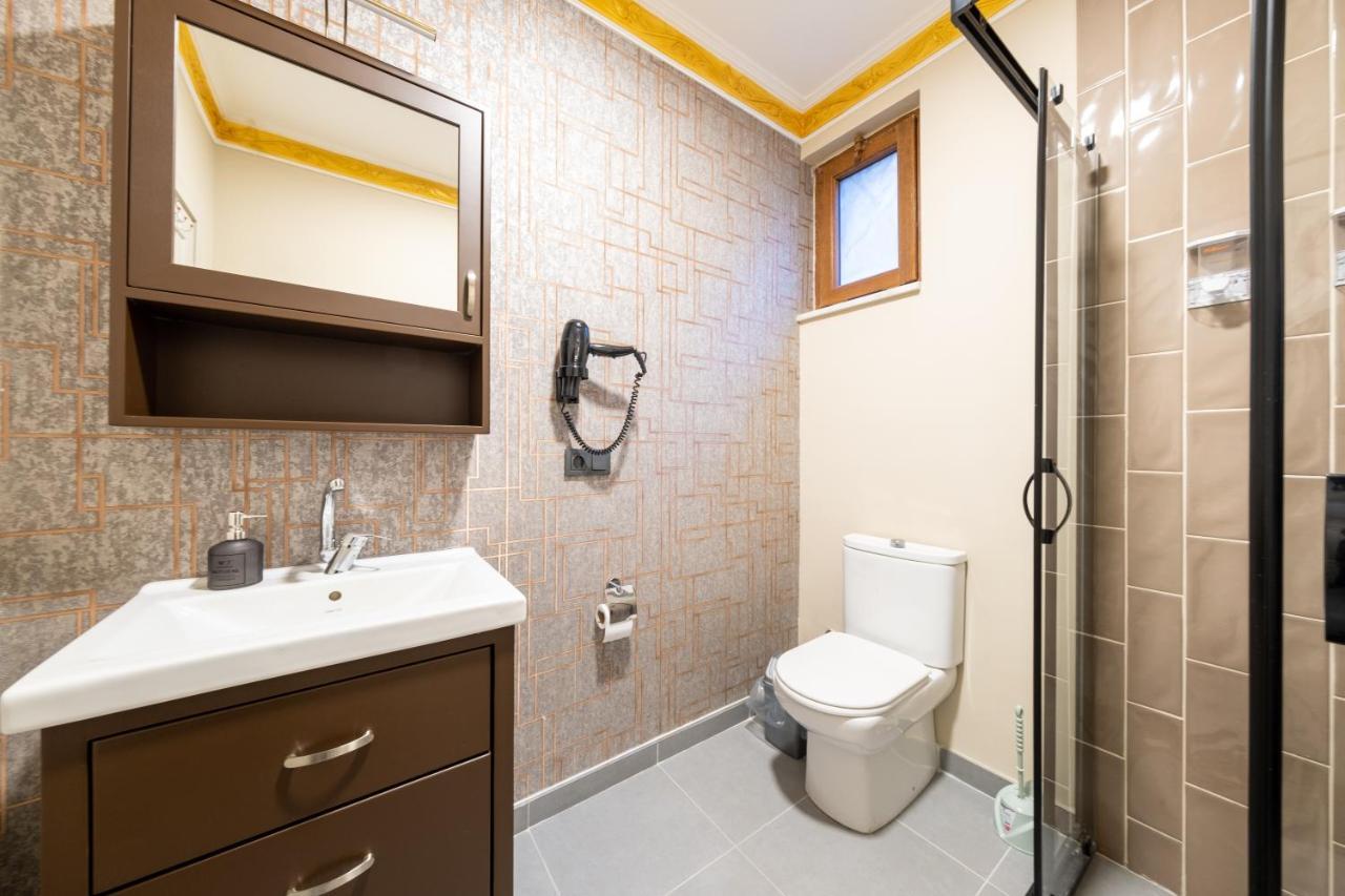 Taksim No 44 Hotel & Suites Istanbul Bagian luar foto