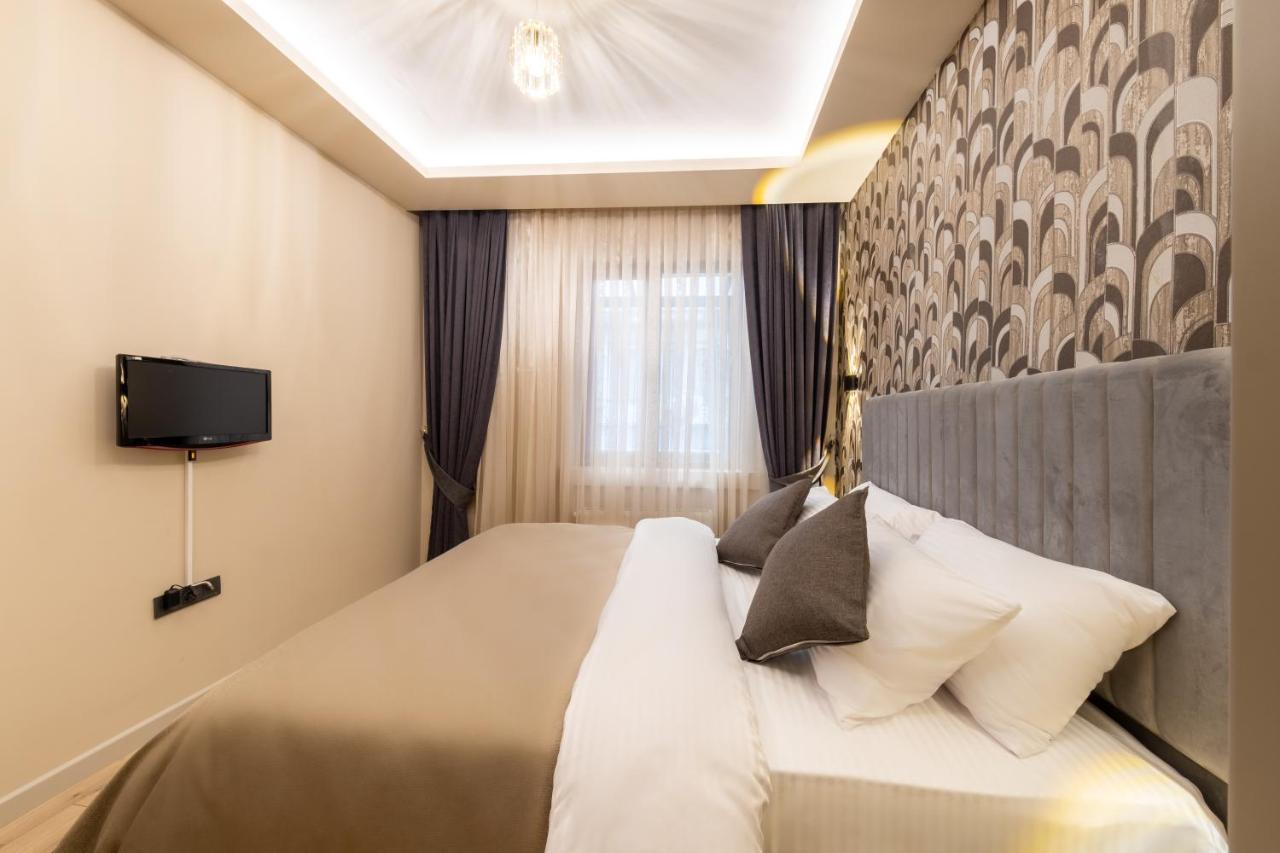 Taksim No 44 Hotel & Suites Istanbul Bagian luar foto