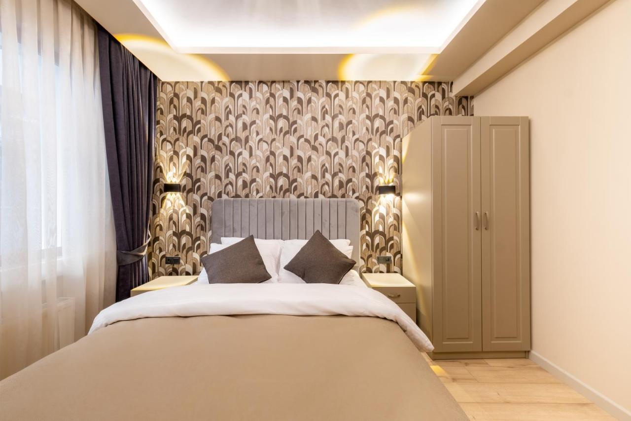 Taksim No 44 Hotel & Suites Istanbul Bagian luar foto