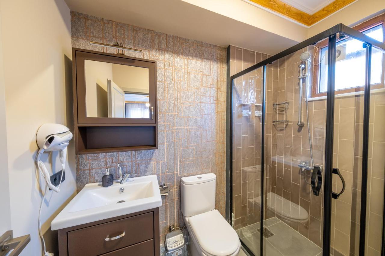 Taksim No 44 Hotel & Suites Istanbul Bagian luar foto